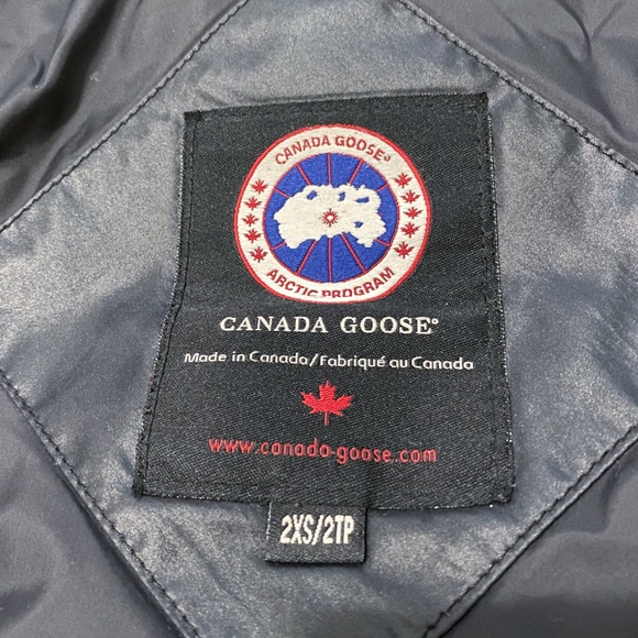 Canada Goose Trillium Parka Authentic - Picture 6 of 10
